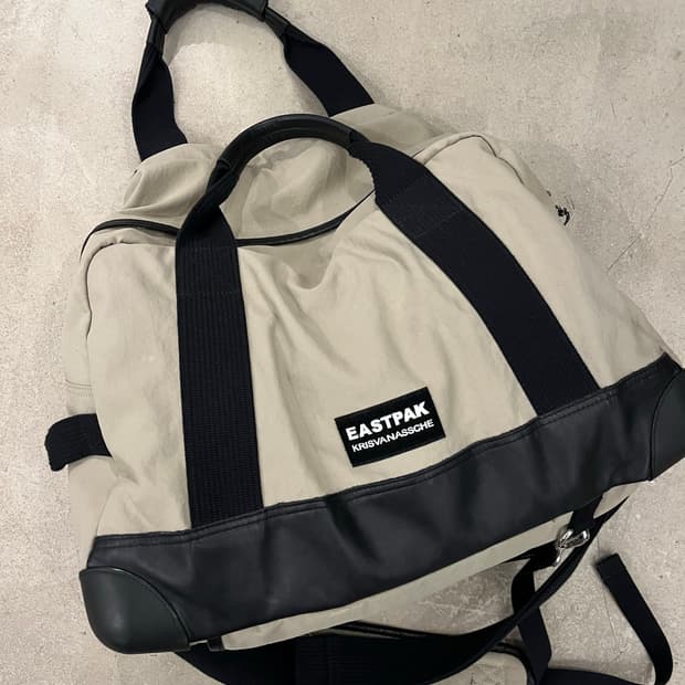 이스트팩 크리스반아쉐 3way 멀티백