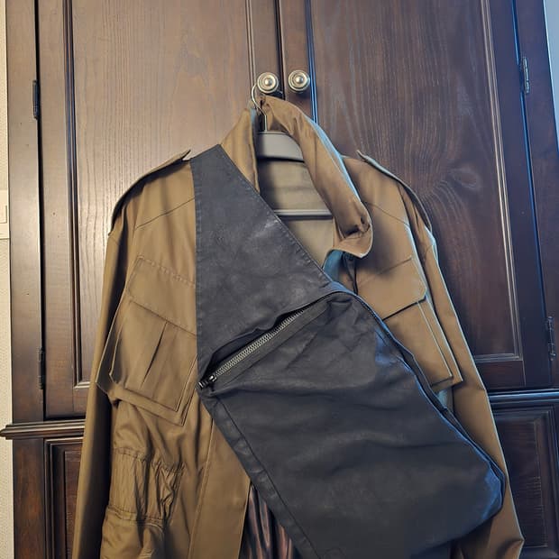 트랜짓 TRANSIT 크로스백