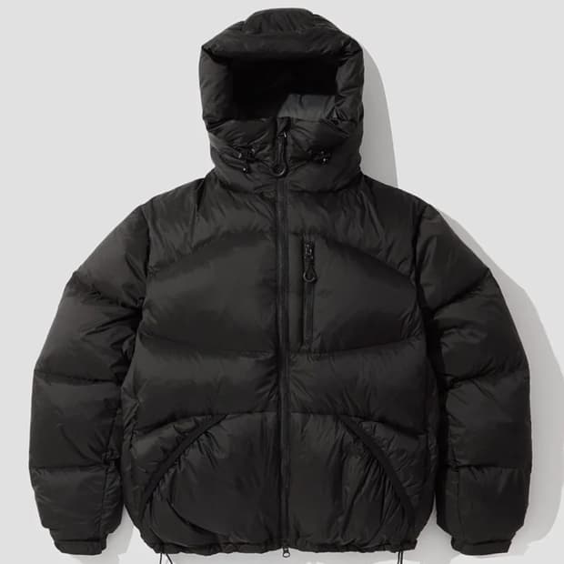 아웃스탠딩 폴라 구스다운 패딩 블랙