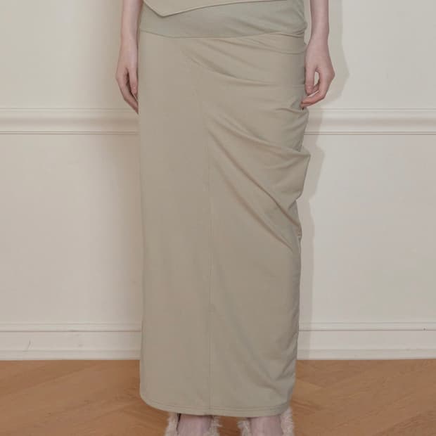보헤미안서울 CURVED LINE DRAPE SKIRT, BEIGE