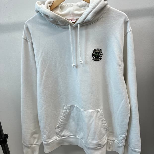 105) 라코스테x슈프림 후드티 