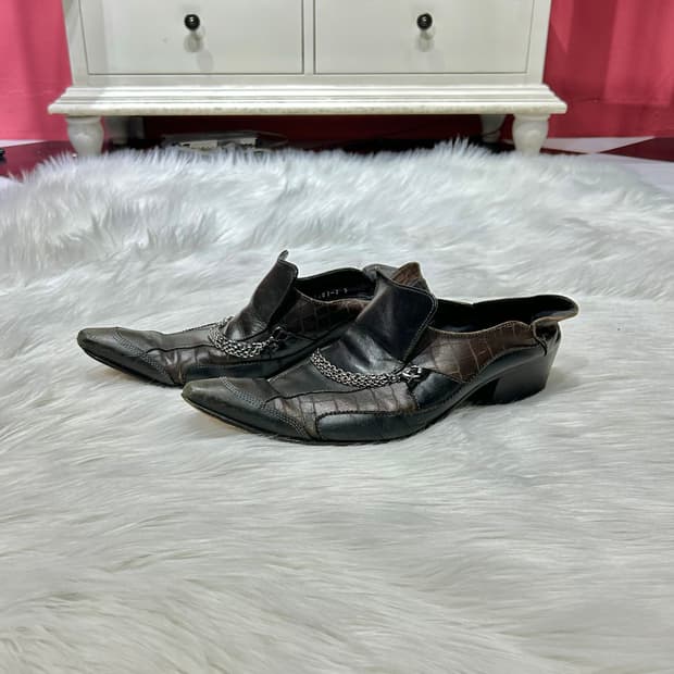 tornado mart shoes 토네이도 마트 체인 디테일 슈즈