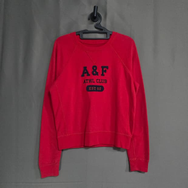 No.41 아베크롬비 ABERCROMBIE & FITCH 맨투맨 레드