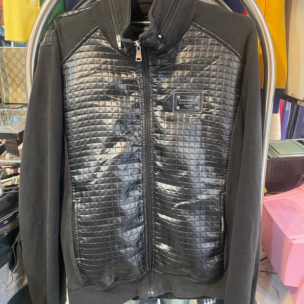 돌체앤가바나 레더 터치 하이브리드집업