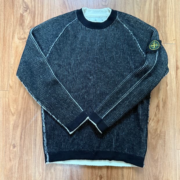 [XL] 스톤아일랜드 리버시블 한정판 니트