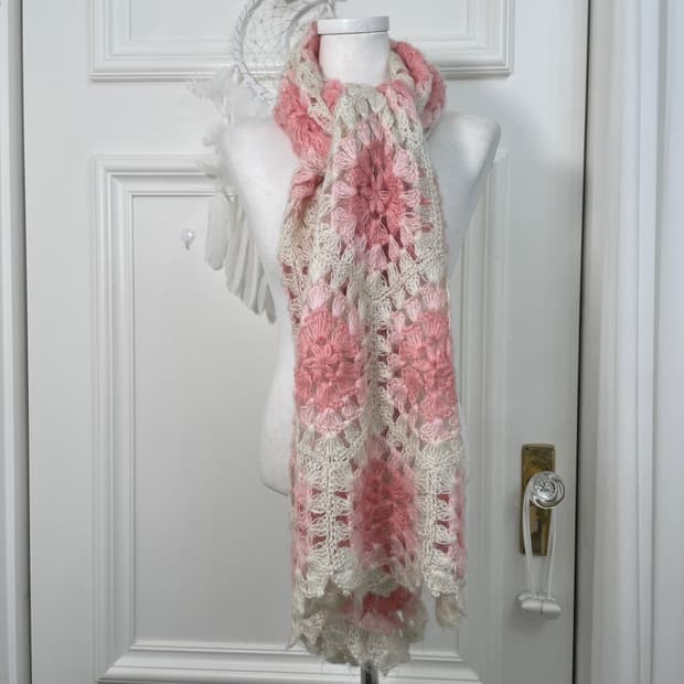 coral ivory flower motif muffler