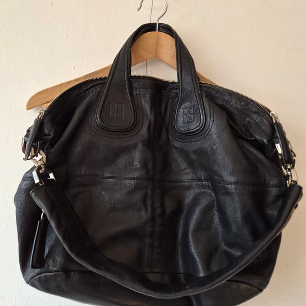 지방시 givenchy 나이팅게일 블랙 램스킨 가죽 토트백