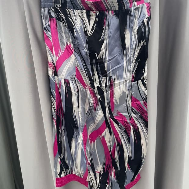 브러쉬 밴딩 탑 겸 스커트 