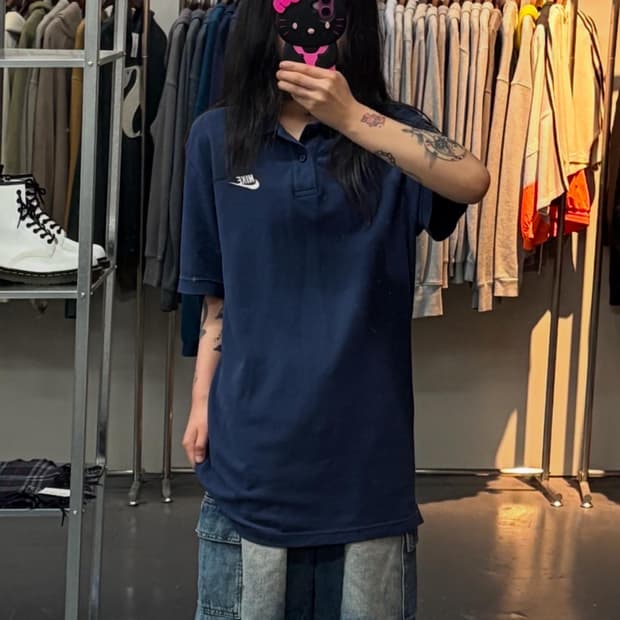 나이키 퓨추라 네이비 미니멀 카라티 A1425