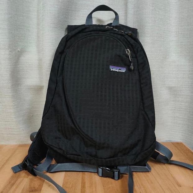 파타고니아 백팩 블랙