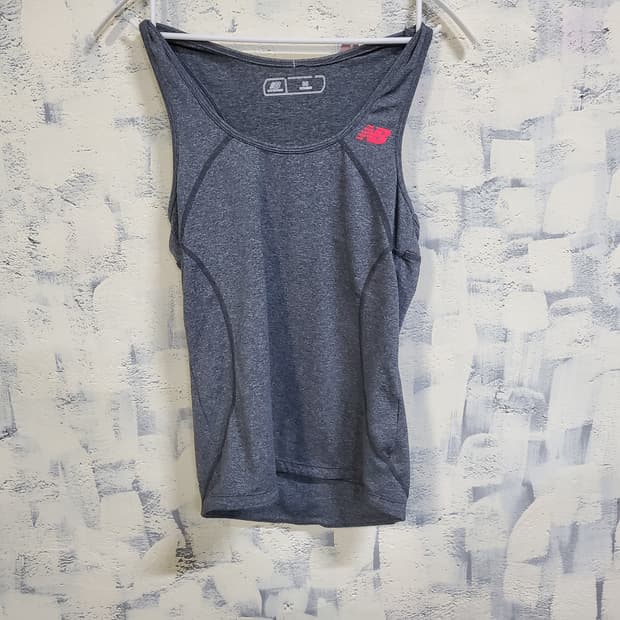 뉴발란스 여성 기능성 나시 