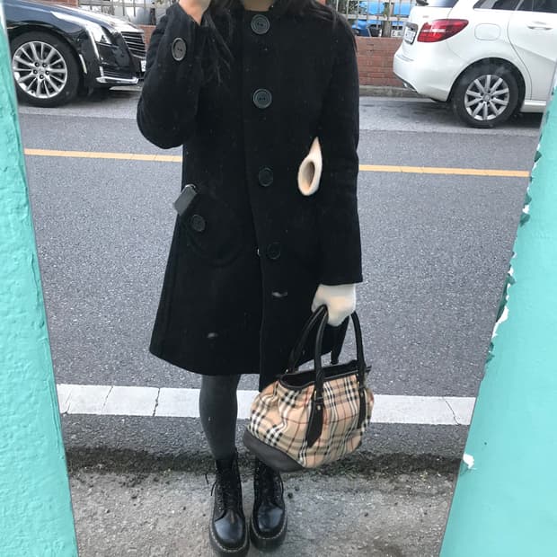 마크 제이콥스 빅버튼 울코트 블랙