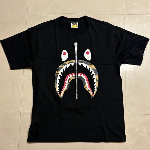 베이프 샤크 반팔