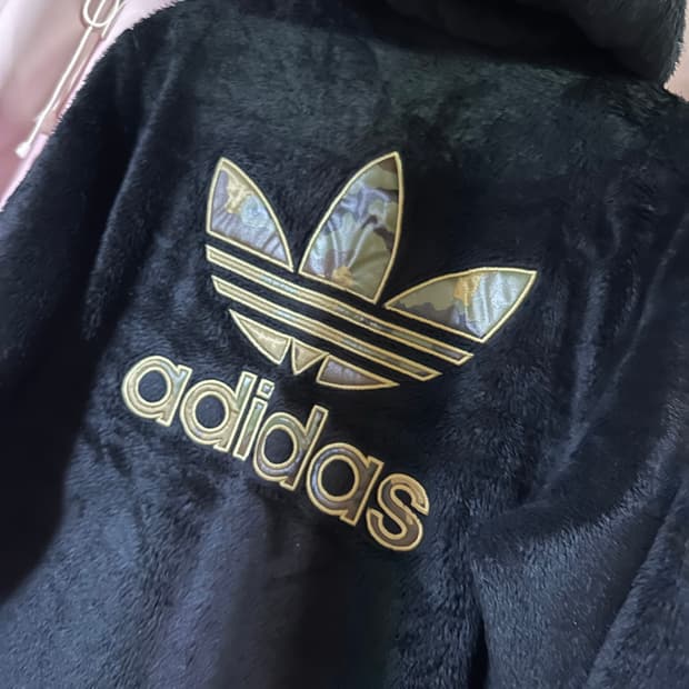 아디다스 카모 후리스 아디다스블랙 파이어버드 불꽃 후리스 집업 밀리터리