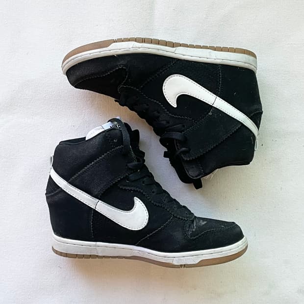 나이키 덩크 스카이 하이 웨지힐 블랙 화이트 / 검흰