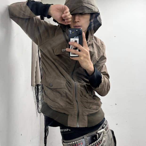 [CORNFLAKE]Bono-Hoodie Shirring Grunge J