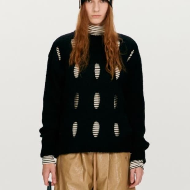 오픈yy 컷아웃 니트 풀오버 블랙