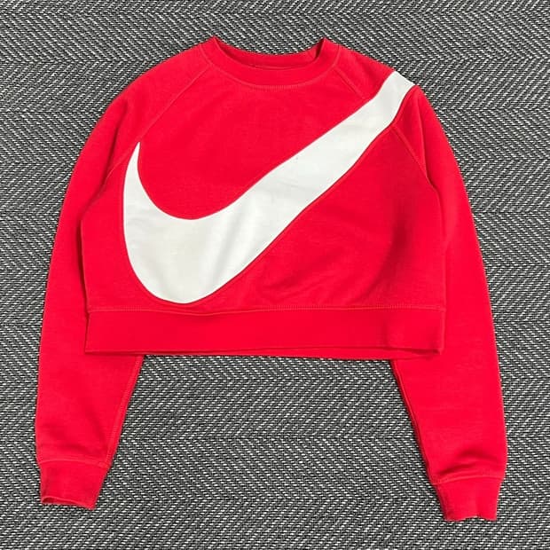 나이키 빅스우시 크롭맨투맨 v1224