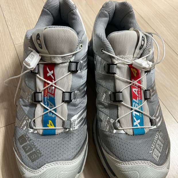 살로몬 XT-4 OG 샤크스킨