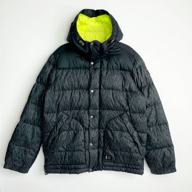 A2  나이키SB 구스다운 숏패딩 105사이즈