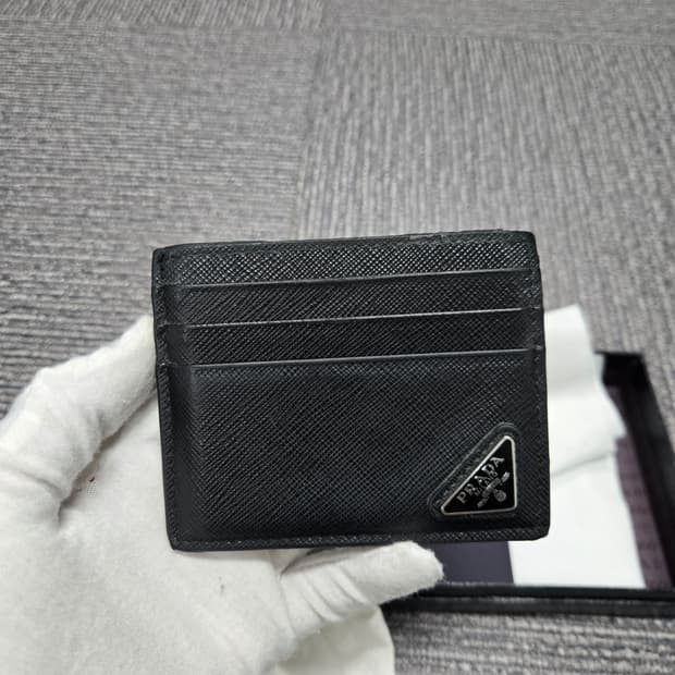 [특가][정품]프라다 사피아노 카드지갑