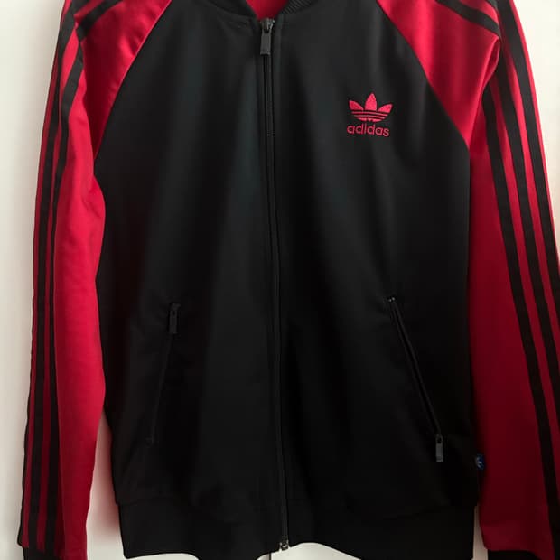 아디다스 희귀 유로파 블랙 레드 검정 빨강 트랙탑 져지 L 100