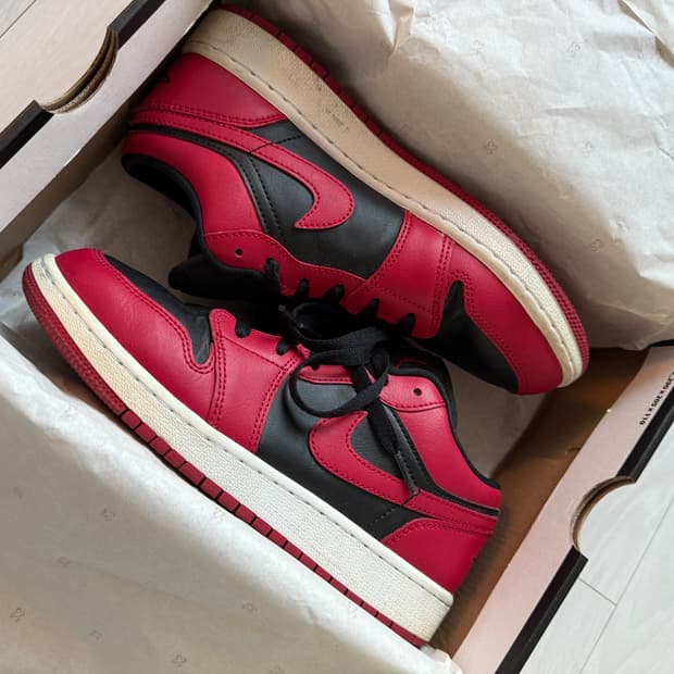 나이키 에어 조던 1 로우 바시티레드 GS 240