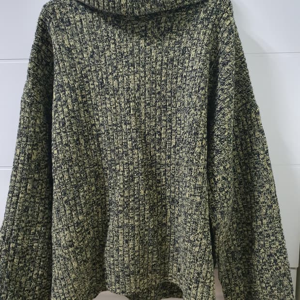 (새상품) 산드로 옴므 남성 터틀넥 스웨터