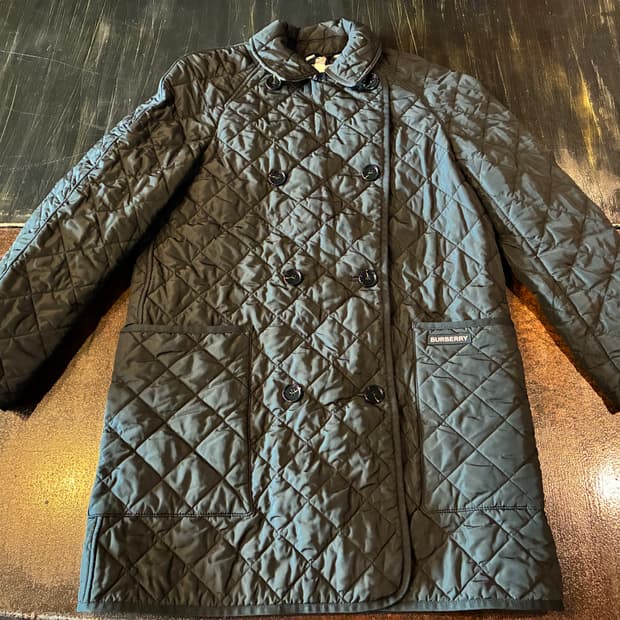 M) 버버리 타이팅 퀄팅 코트 블랙