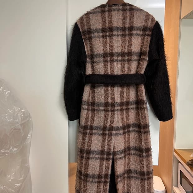 아크네스튜디오 모헤어 롱코트