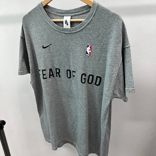 105) 나이키 x 피어오브갓 오버 반팔티 