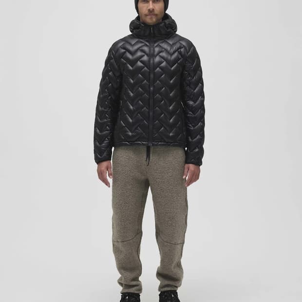 Pertex 원단 초경량 오리털 패딩 (Black Crows)