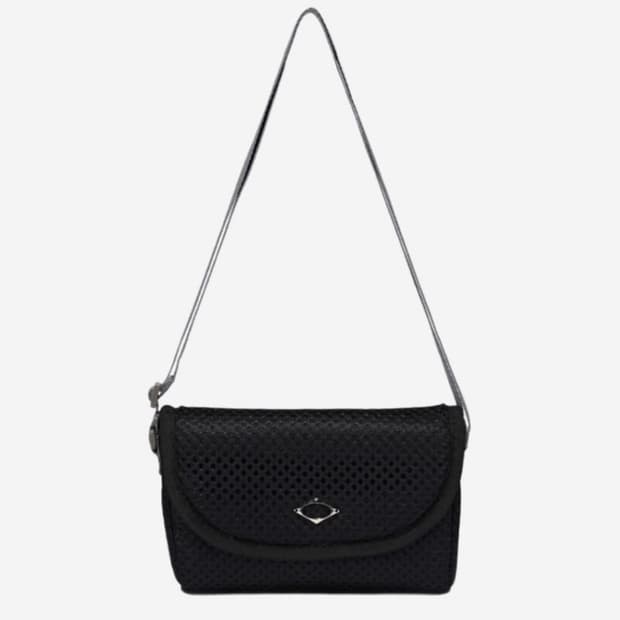 미스치프 쿠션 크로스백 블랙