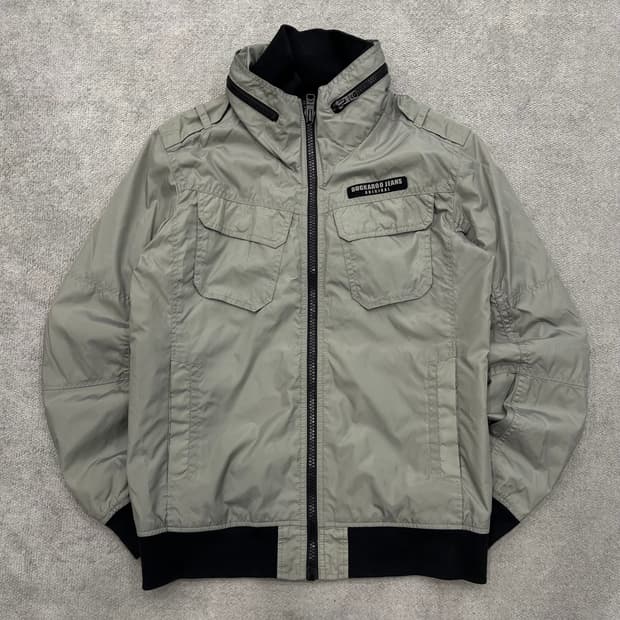 L 버커루 나일론 하이넥 바람막이 자켓