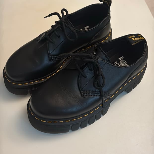 닥터마틴 우먼 1461 스무스 레더 플랫폼 블랙