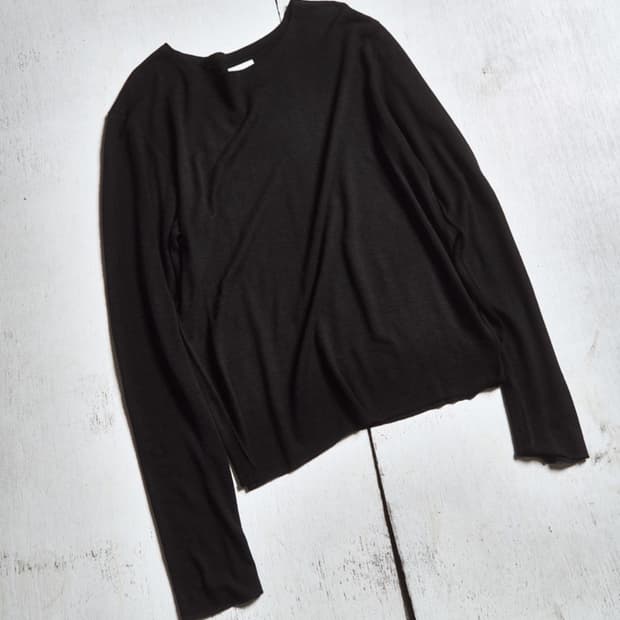 (1) monoprive Textured Wool Long Sleeve