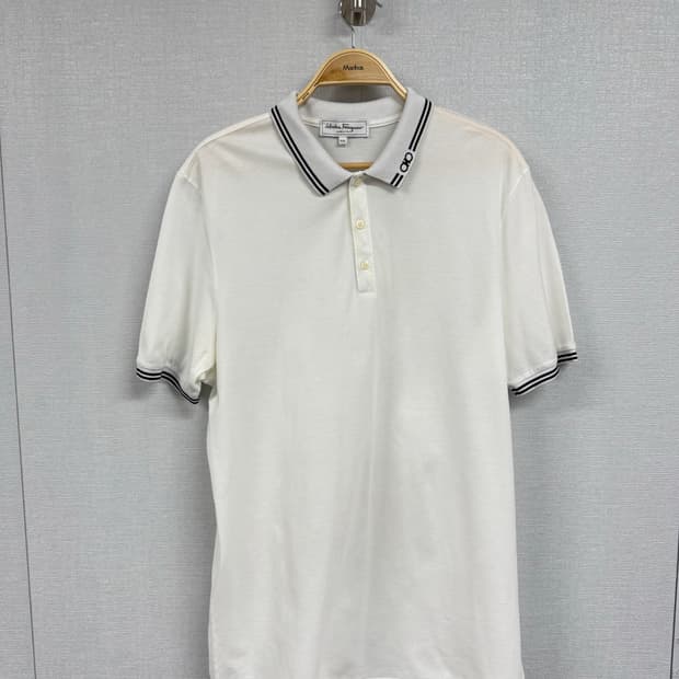 살바토레 페레가모 카라 반팔 티셔츠