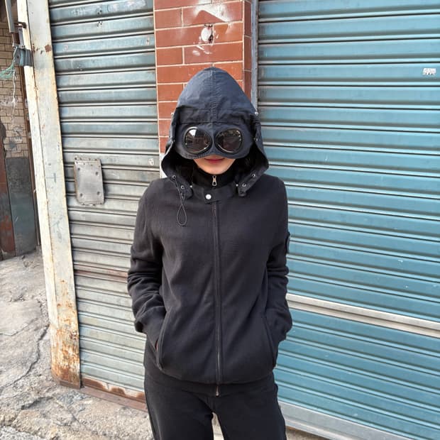 씨피컴퍼니 탈부착 후드 니트 집업 자켓