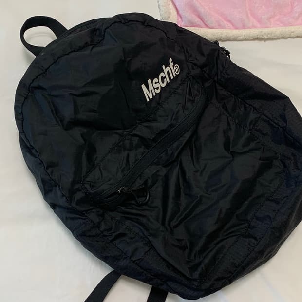 미스치프 나일론 백팩 (사진 수정)