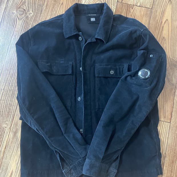 cp컴퍼니 코듀로이 자켓