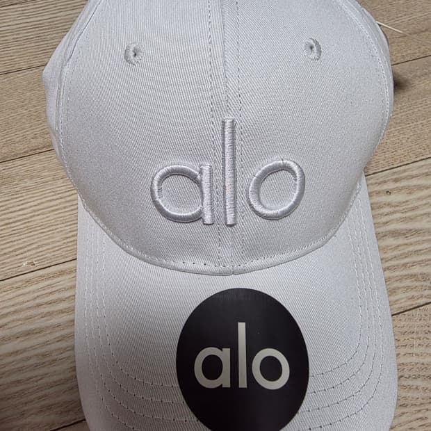 알로 화이트 캡 모자