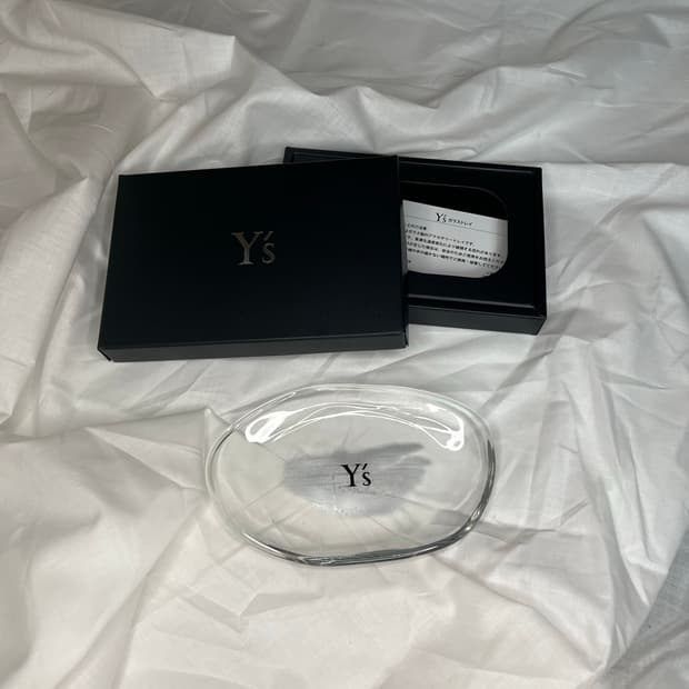 Y’s Logo glass tray