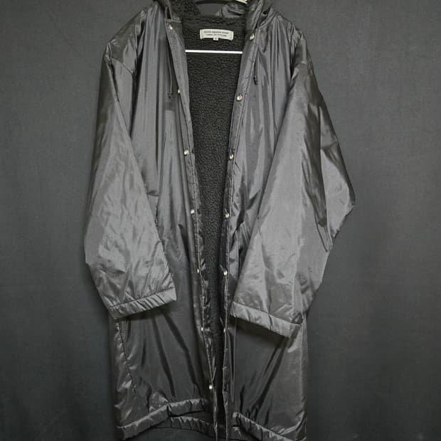 꼼데가르송 CDG 보아털 롱패딩 후드 코치자켓(S사이즈)