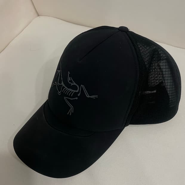 아크테릭스 볼캡