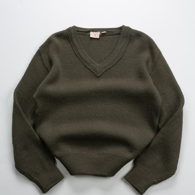 파프제이 미군용 브이넥 니트 