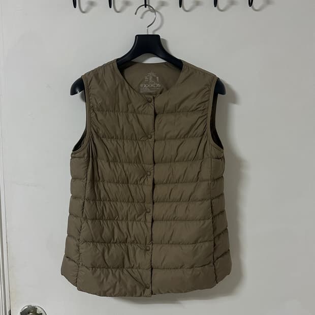 L 무인양품 경량 패딩조끼 베이지