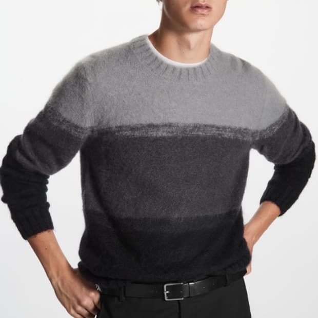 COS 모헤어 블렌드 그라데이션 니트 XL (민트급)