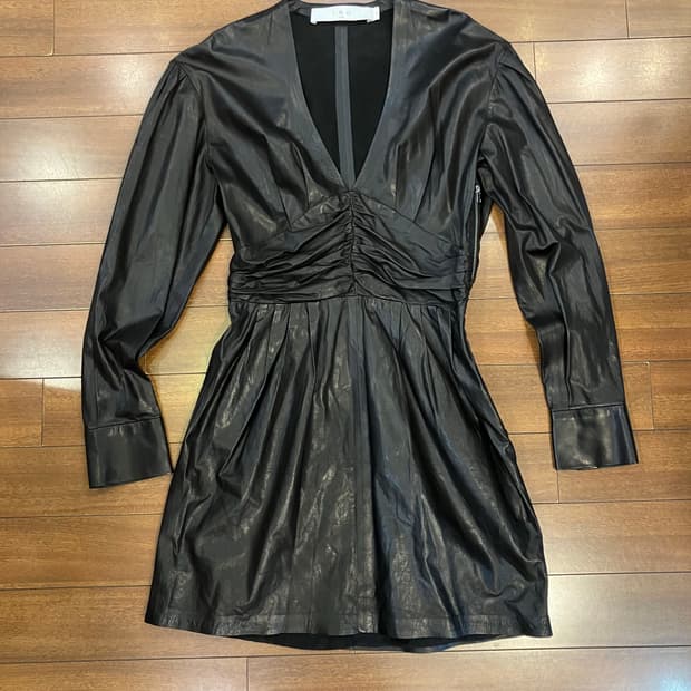 이로 양가죽 원피스