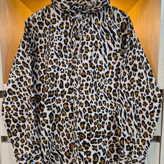 Rags McGREGOR
Leopard hooded shirt (M)
