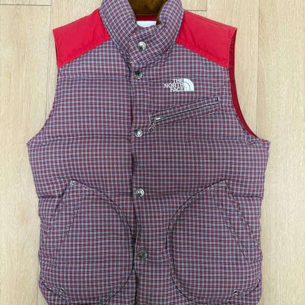 노스페이스 x꼼데가르송 조끼패딩